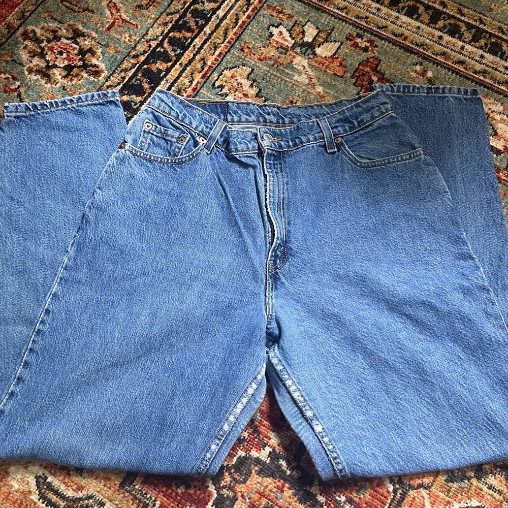 Vintage 550 Levi’s Jeans - Picture 4 of 11